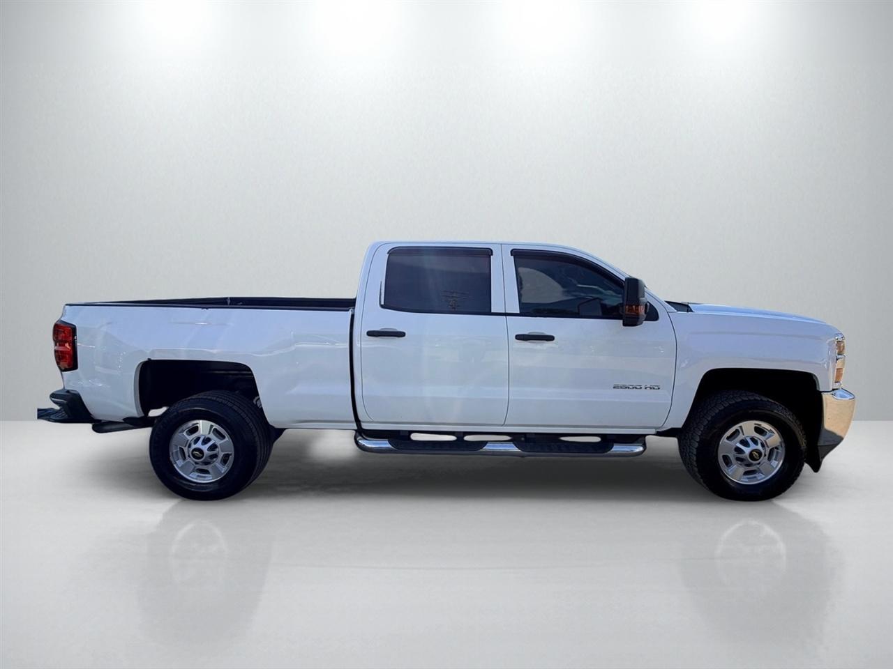 Chevrolet Silverado 2500HD Work Truck Crew Cab 4WD 2015