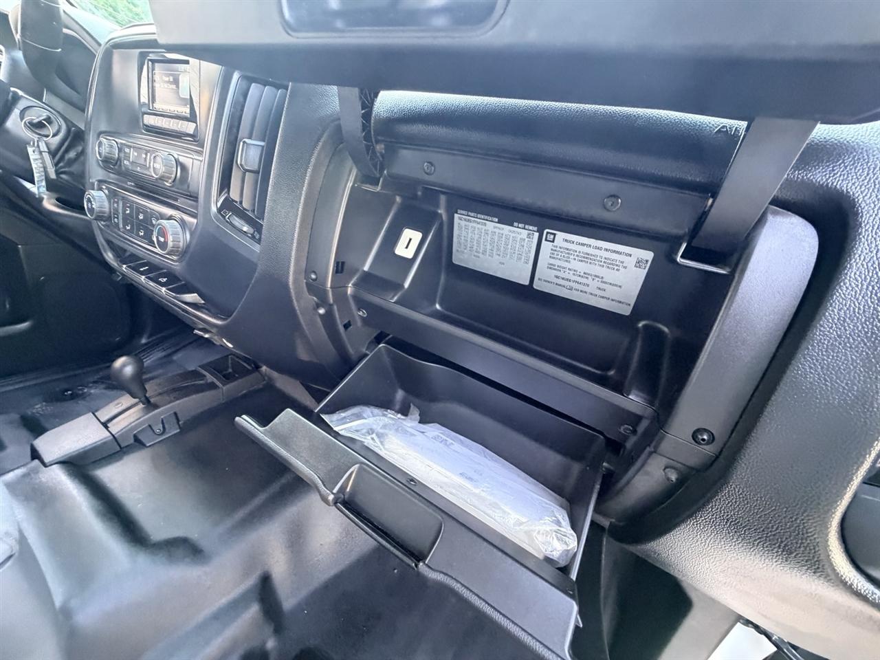 Chevrolet Silverado 2500HD Work Truck Crew Cab 4WD 2015