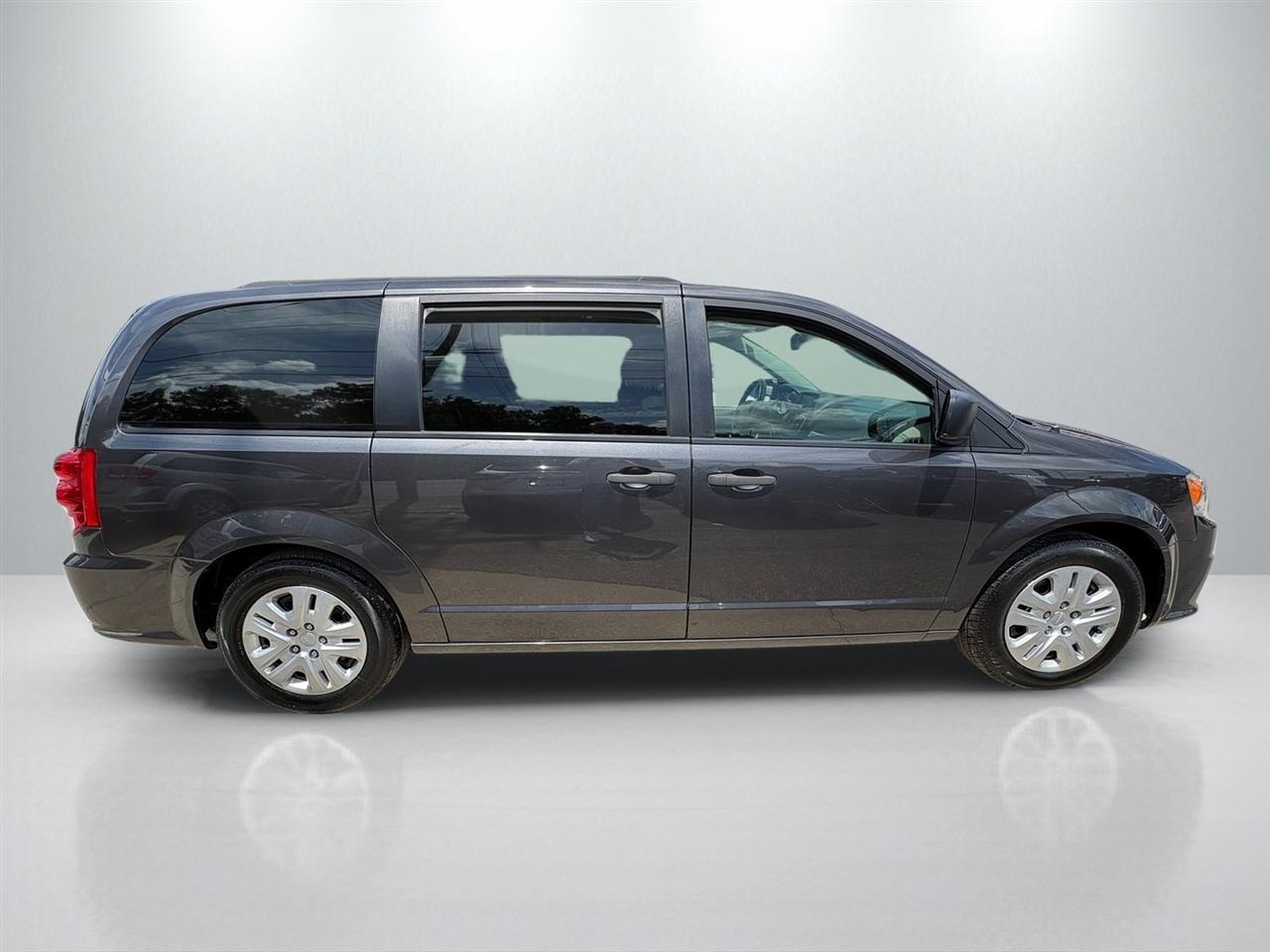 Dodge Grand Caravan SE 2019