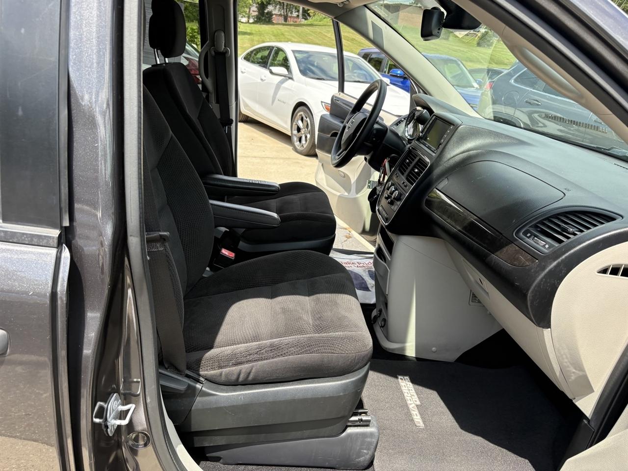 Dodge Grand Caravan SE 2019