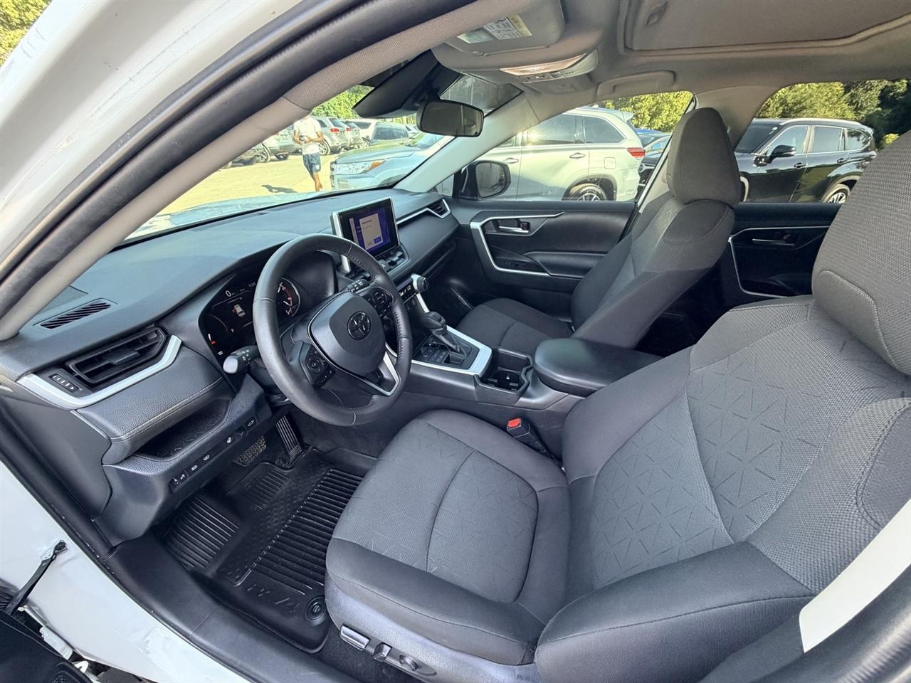 Toyota RAV4 XLE AWD 2023