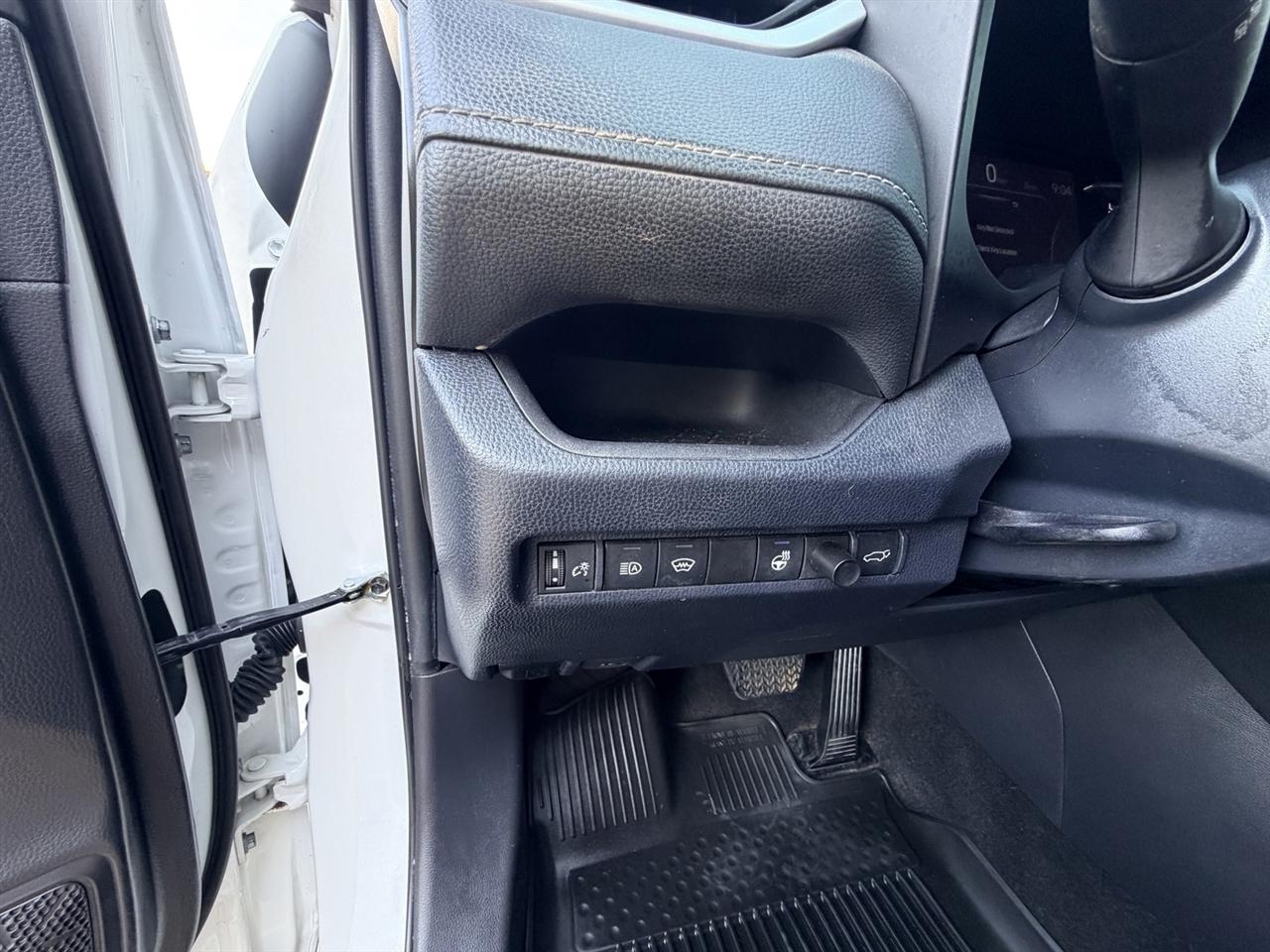 Toyota RAV4 XLE AWD 2023