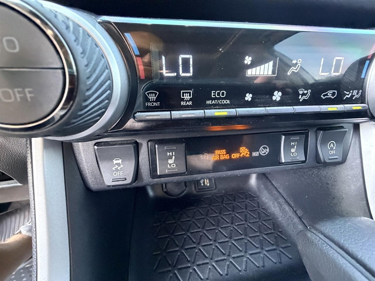 Toyota RAV4 XLE AWD 2023