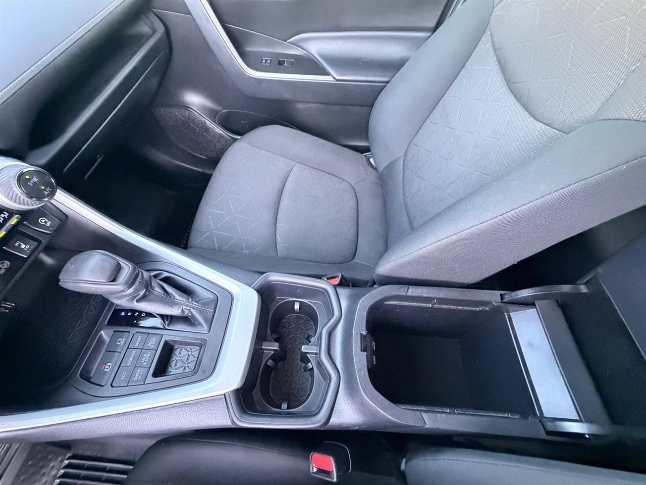 Toyota RAV4 XLE AWD 2023