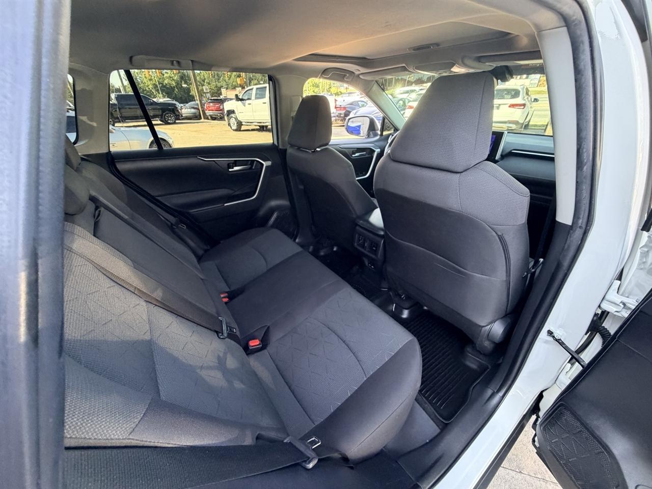 Toyota RAV4 XLE AWD 2023