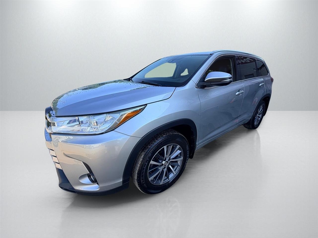 Toyota Highlander XLE 4WD 2017
