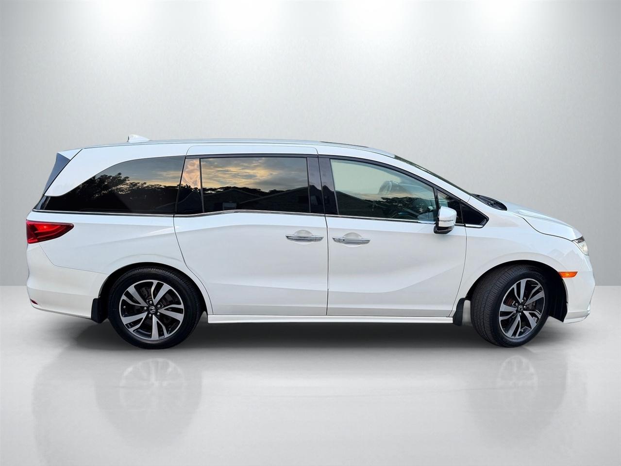 Honda Odyssey Elite 2019