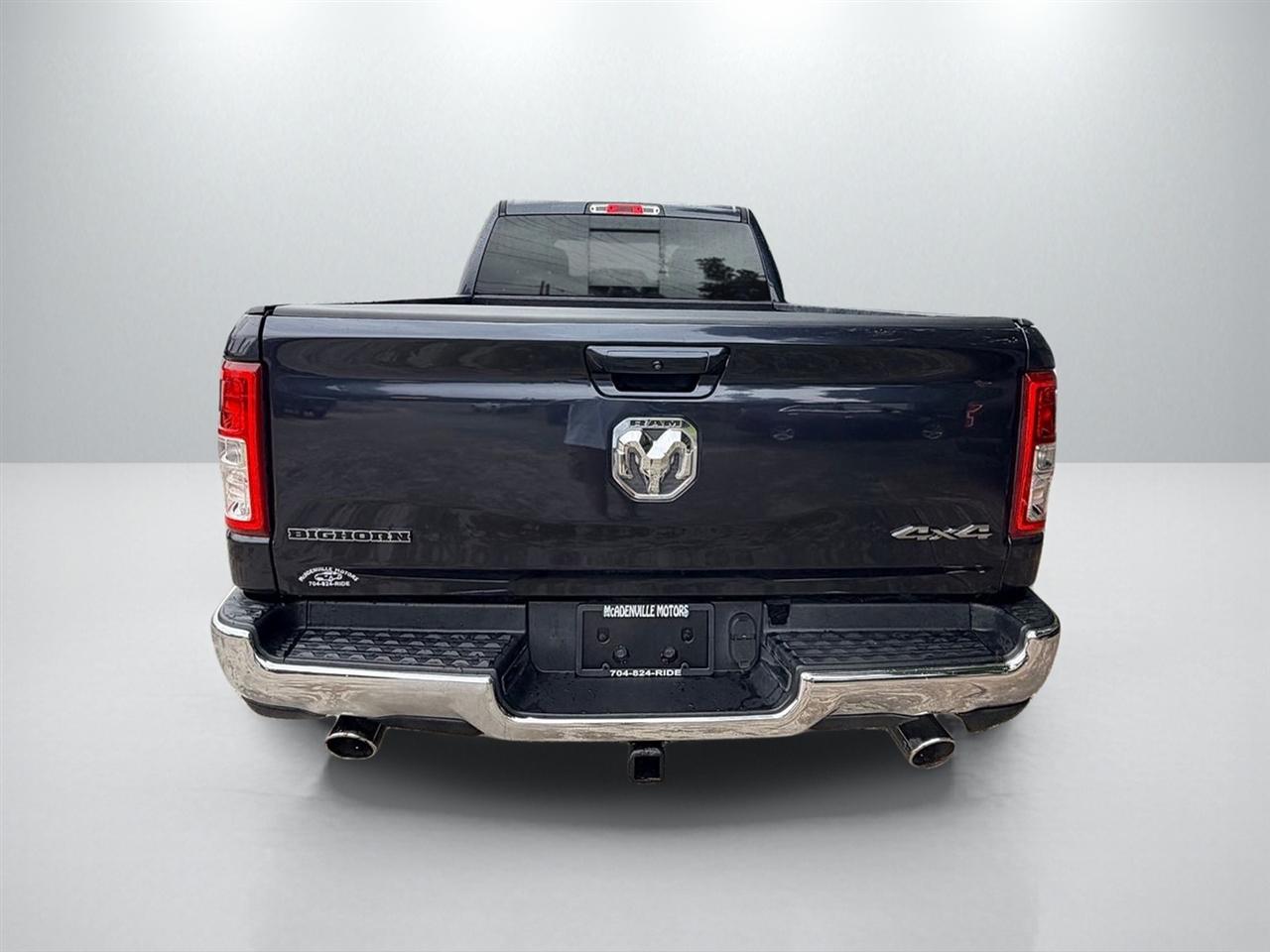 RAM 1500 Big Horn Quad Cab 4WD 2021