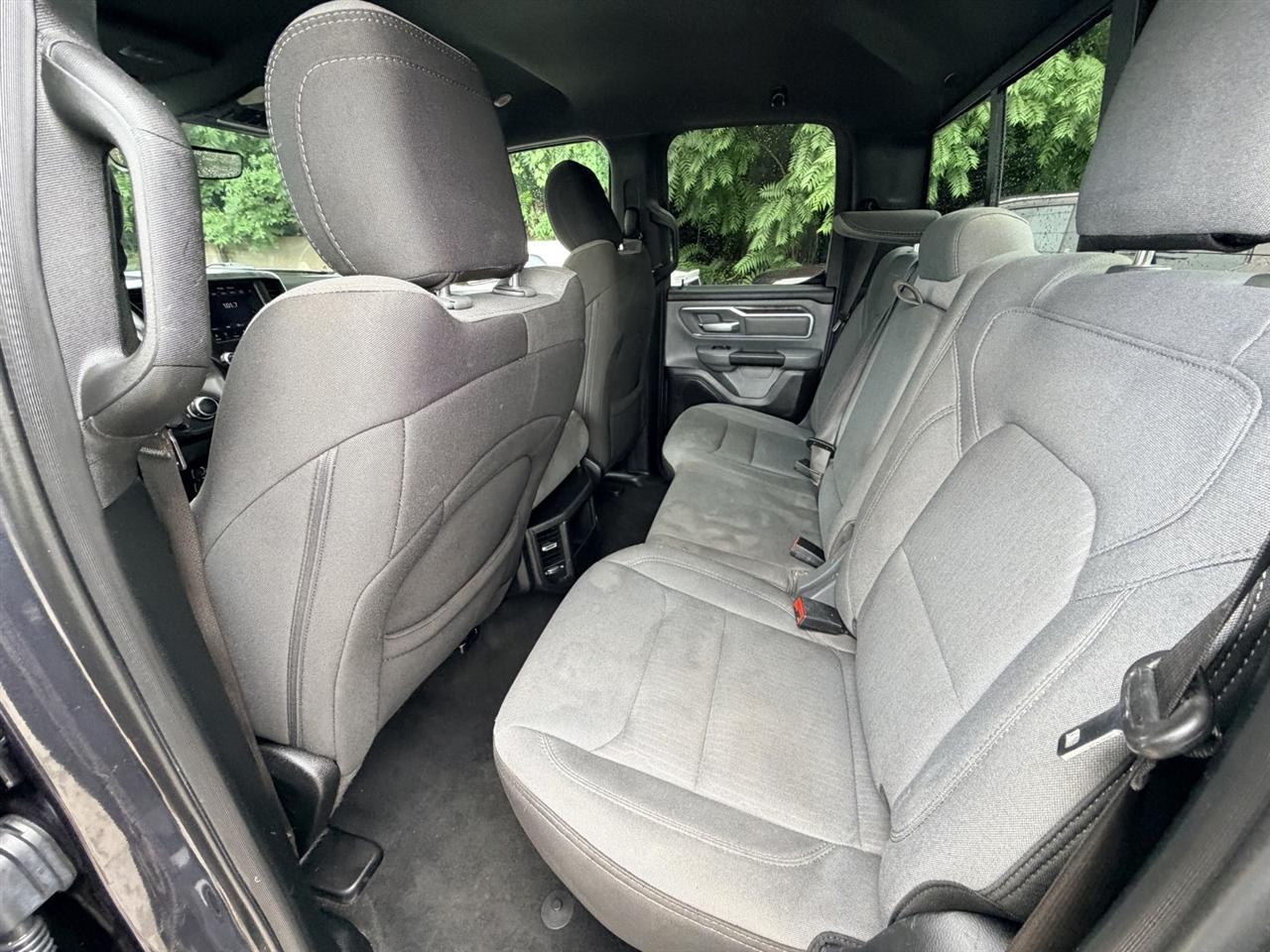 RAM 1500 Big Horn Quad Cab 4WD 2021