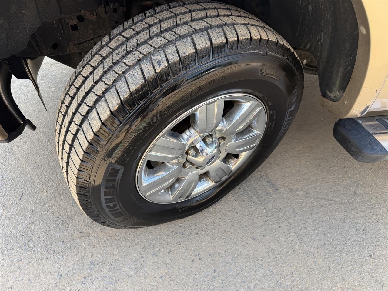 Ford F-150 Lariat 4WD SuperCab 6.5' Box 2011