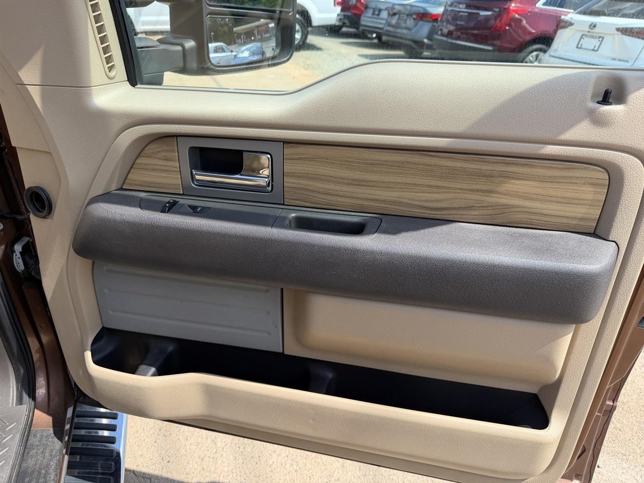 Ford F-150 Lariat 4WD SuperCab 6.5' Box 2011