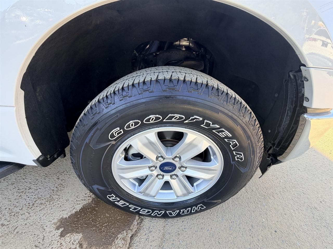 Ford F-150 XL SuperCrew 5.5-ft. Bed 4WD 2019