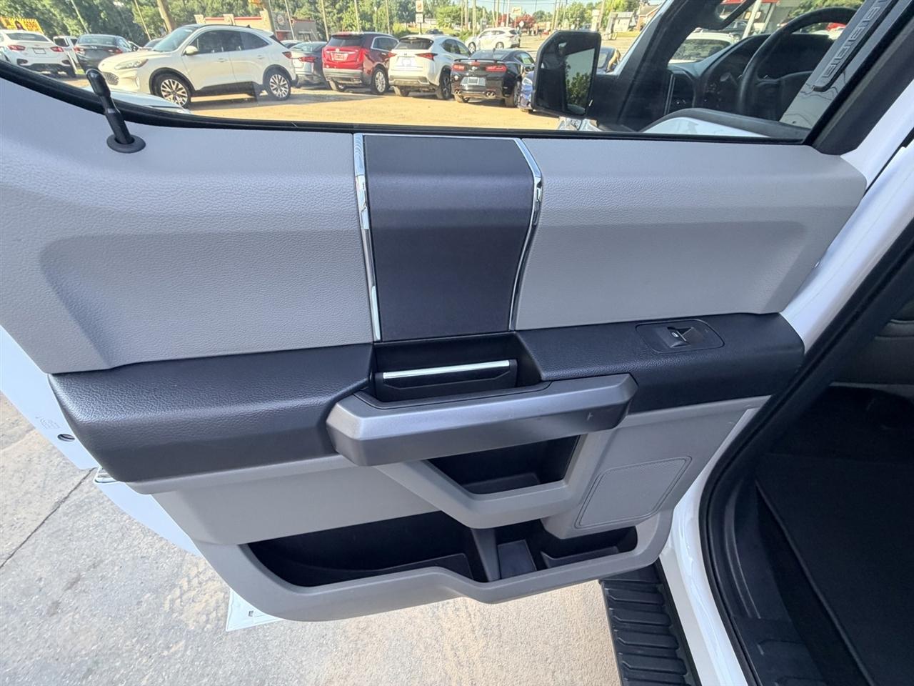 Ford F-150 XL SuperCrew 5.5-ft. Bed 4WD 2019