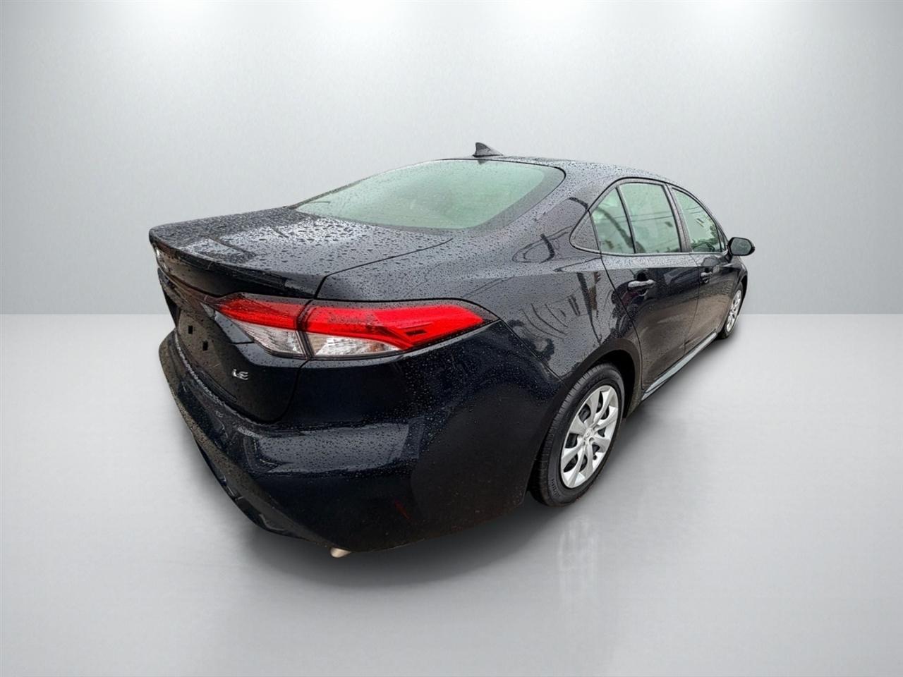 Toyota Corolla LE 2022