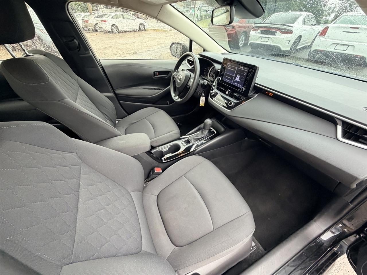 Toyota Corolla LE 2022
