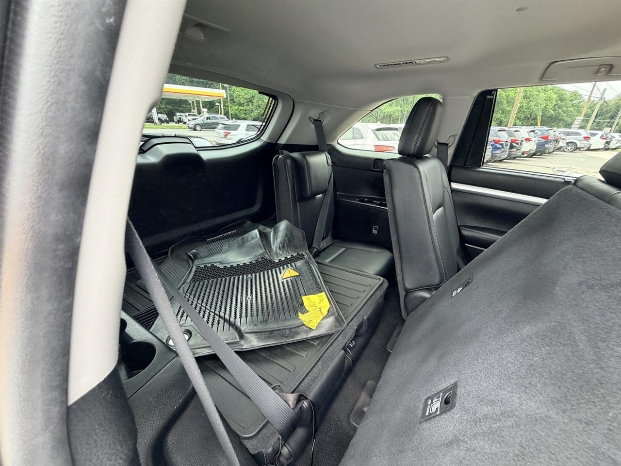 Toyota Highlander XLE AWD V6 2019