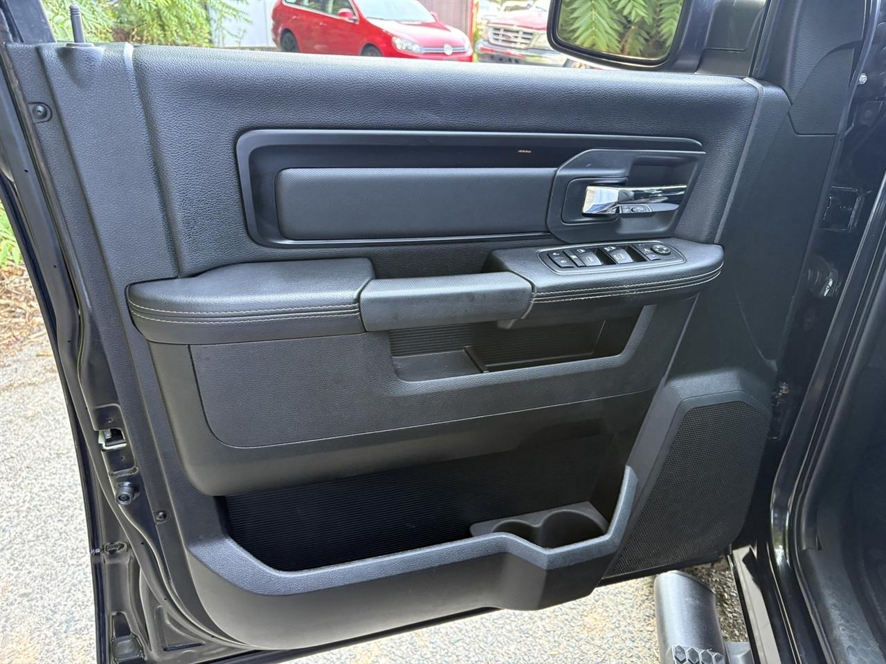RAM 1500 Rebel Crew Cab SWB 4WD 2018