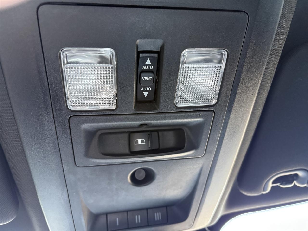 RAM 1500 Rebel Crew Cab SWB 4WD 2018