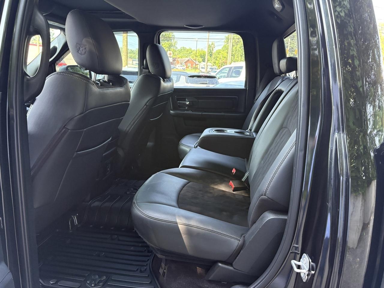RAM 1500 Rebel Crew Cab SWB 4WD 2018
