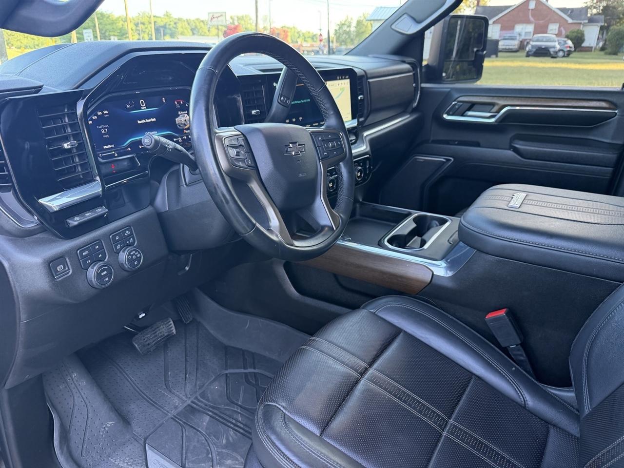 Chevrolet Silverado 2500HD High Country Crew Cab Long Box 4WD 2024