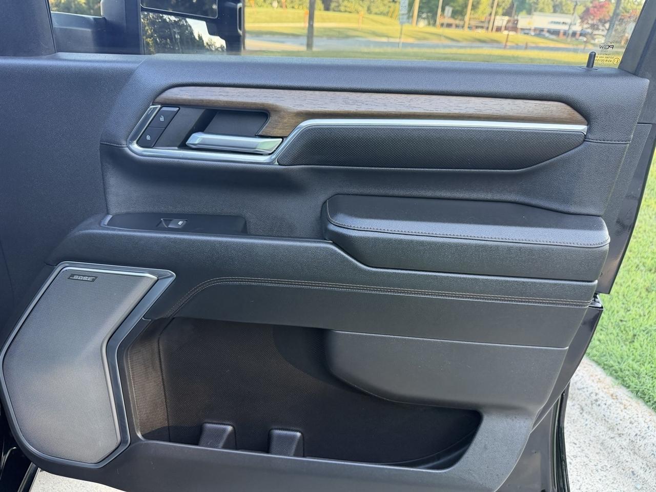 Chevrolet Silverado 2500HD High Country Crew Cab Long Box 4WD 2024