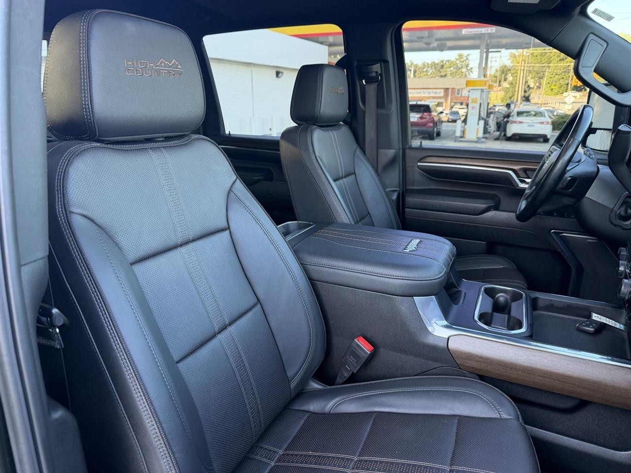 Chevrolet Silverado 2500HD High Country Crew Cab Long Box 4WD 2024