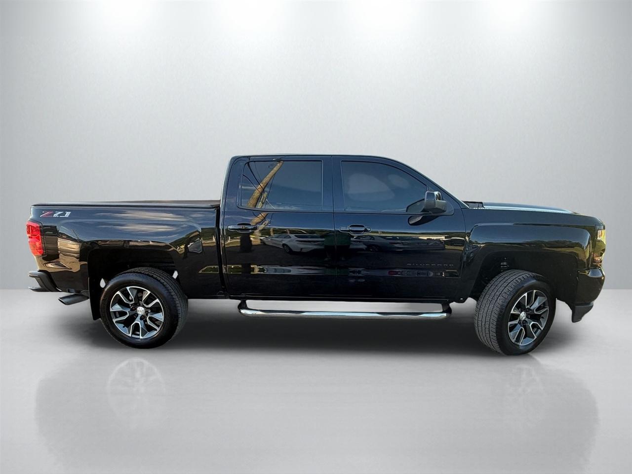 Chevrolet Silverado 1500 LT Z71 Crew Cab 4WD 2018