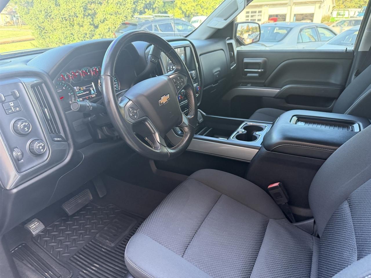 Chevrolet Silverado 1500 LT Z71 Crew Cab 4WD 2018