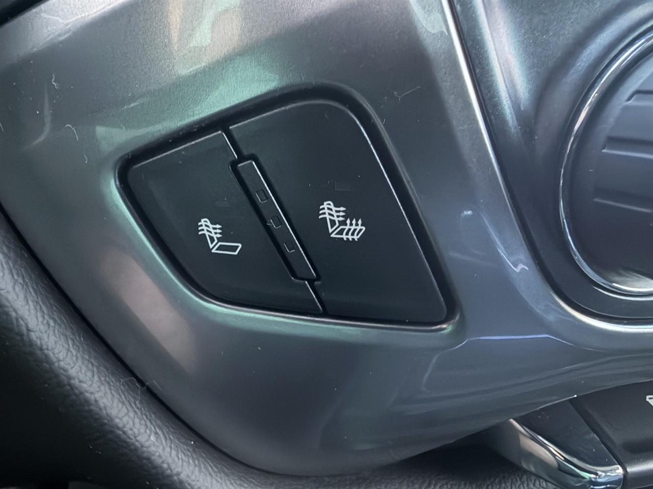 Chevrolet Silverado 1500 LT Z71 Crew Cab 4WD 2018