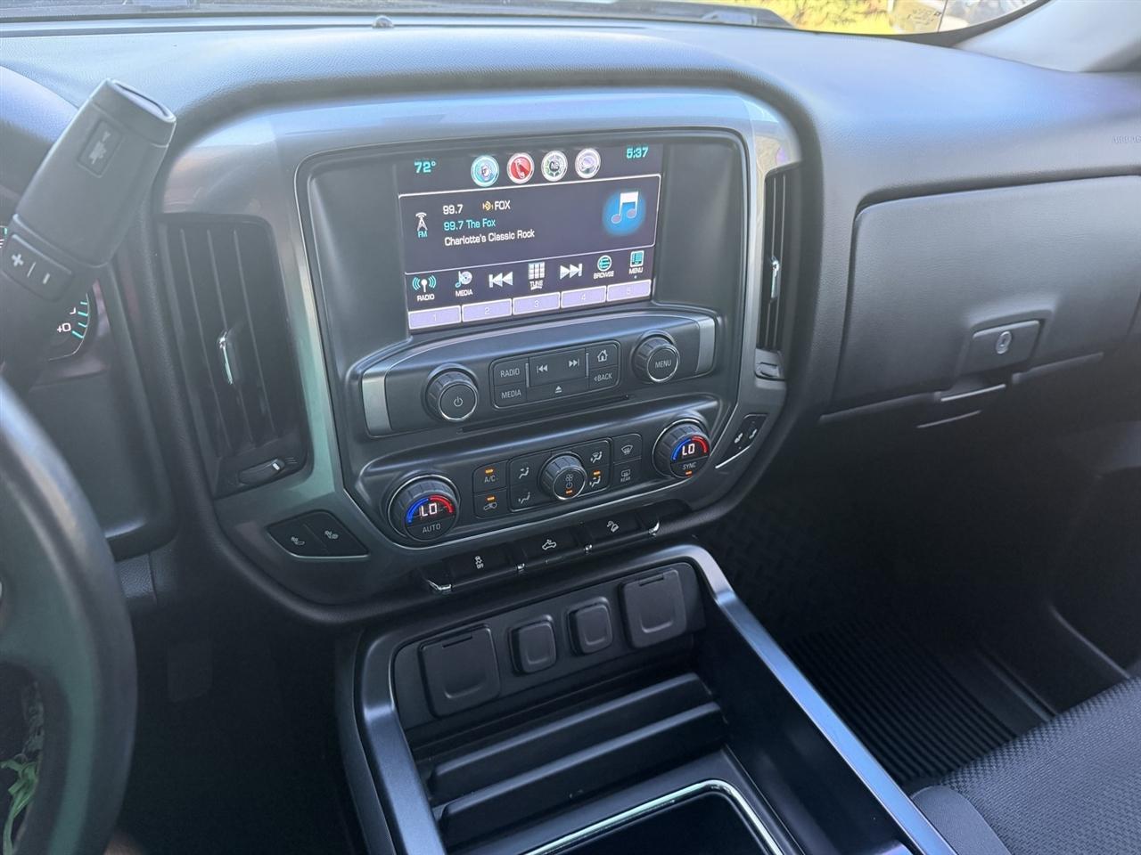 Chevrolet Silverado 1500 LT Z71 Crew Cab 4WD 2018