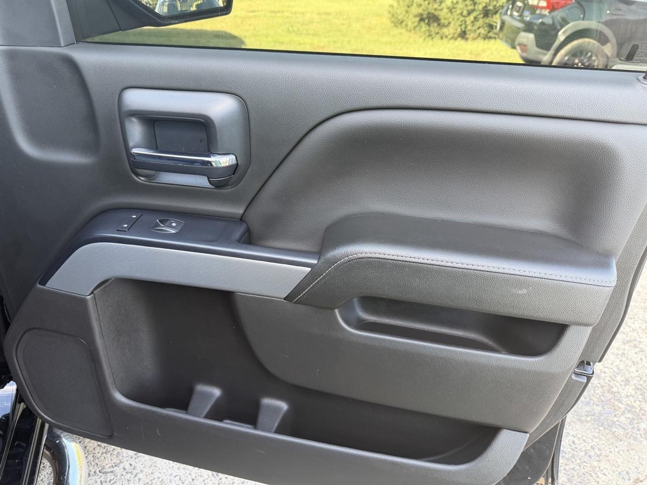 Chevrolet Silverado 1500 LT Z71 Crew Cab 4WD 2018