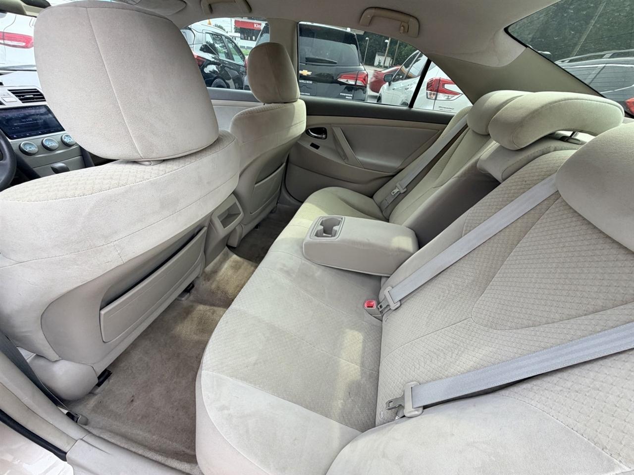 Toyota Camry LE 2009