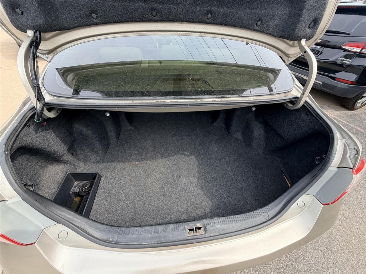 Toyota Camry LE 2009