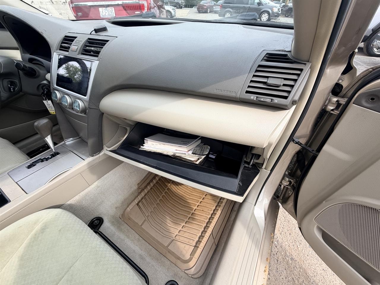 Toyota Camry LE 2009