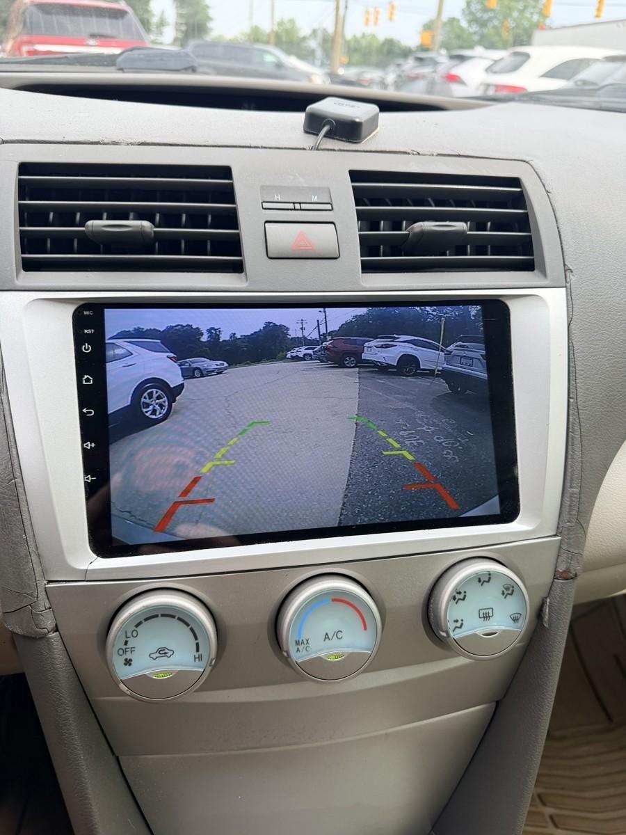 Toyota Camry LE 2009