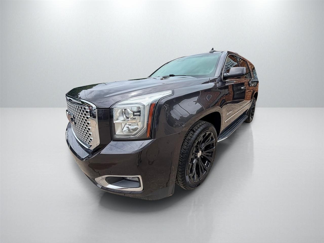 GMC Yukon Denali 4WD 2017