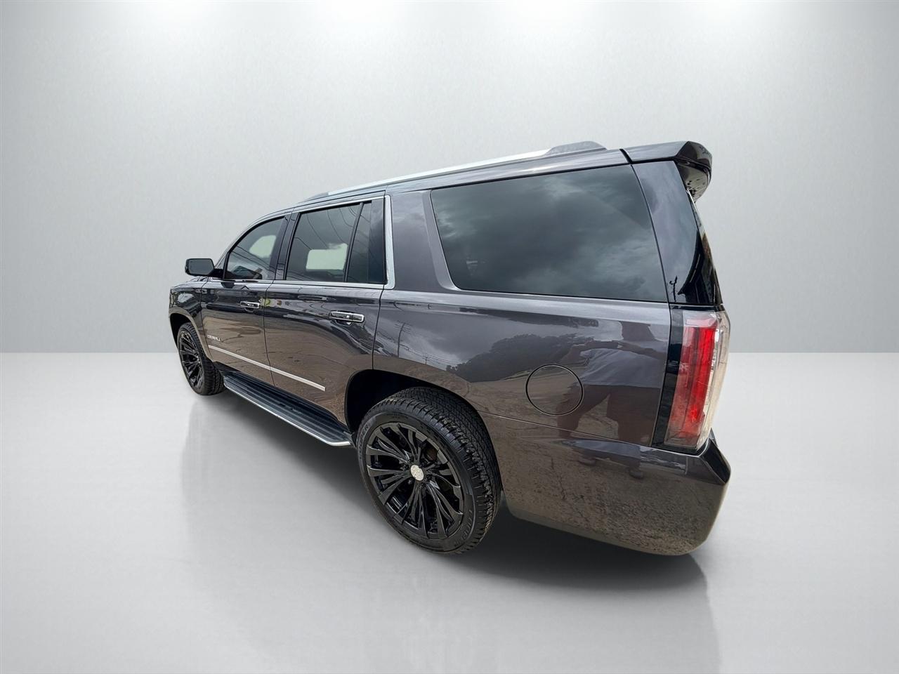 GMC Yukon Denali 4WD 2017