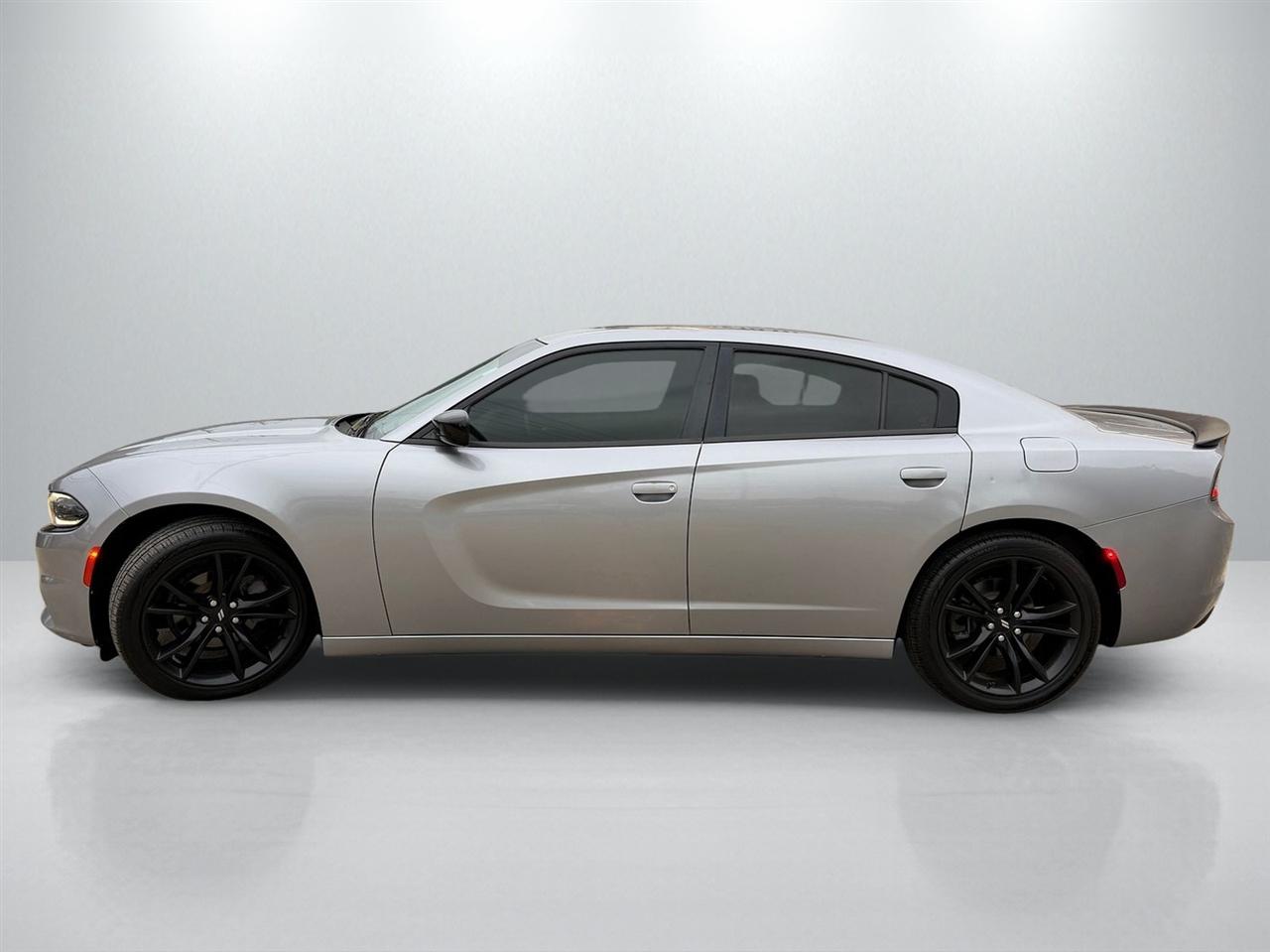 Dodge Charger SE 2017