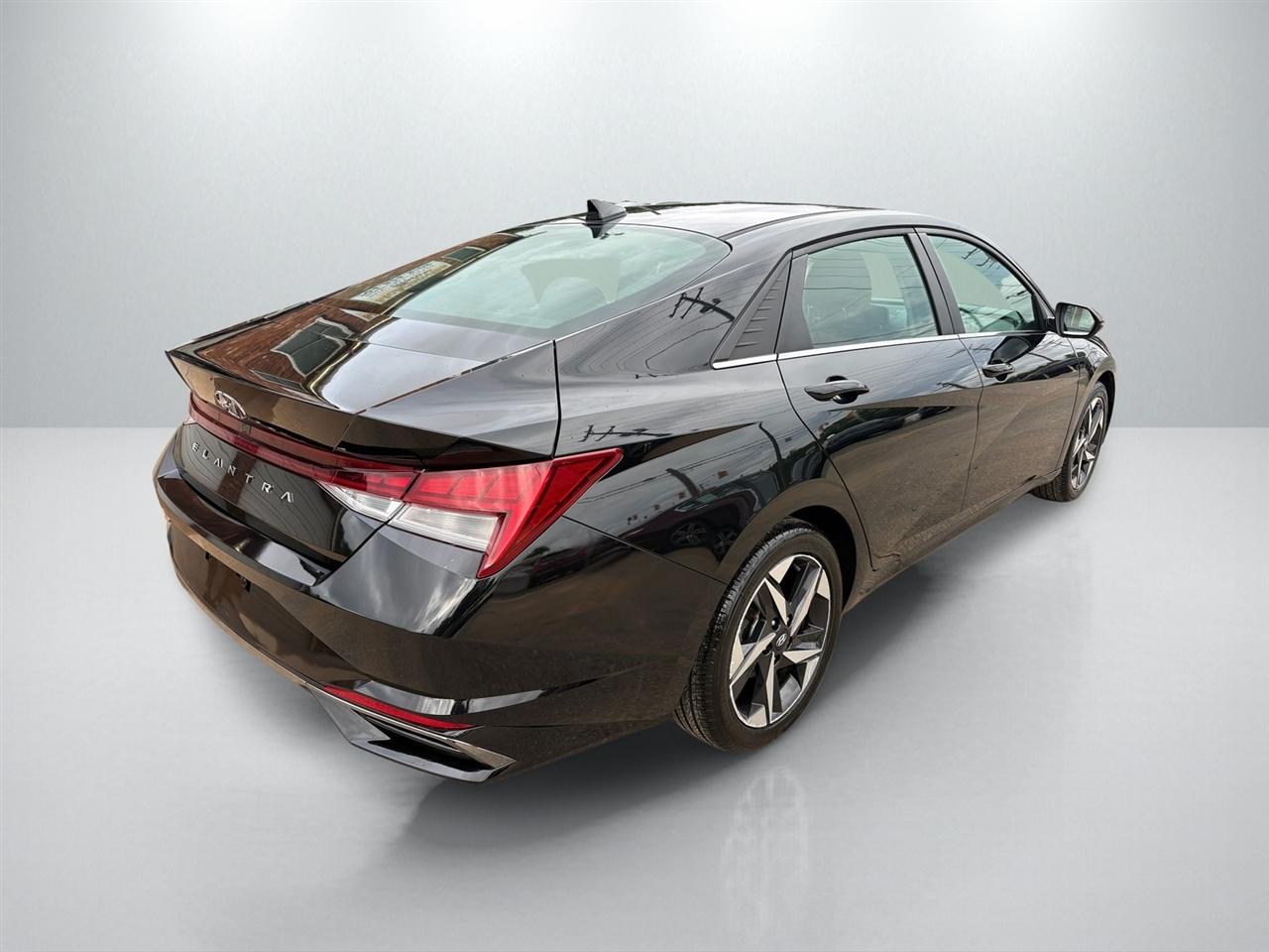 Hyundai Elantra SEL 2022
