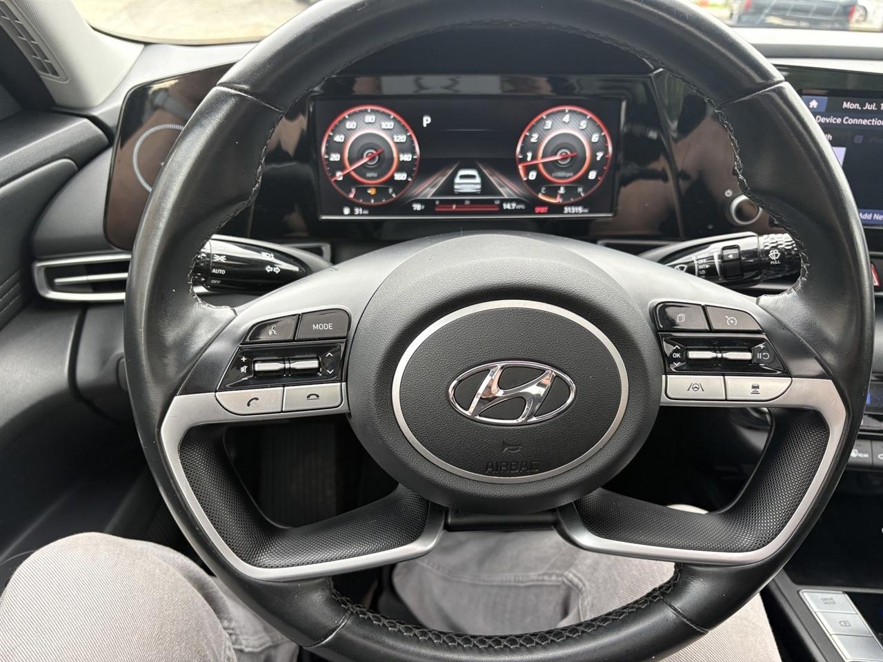 Hyundai Elantra SEL 2022