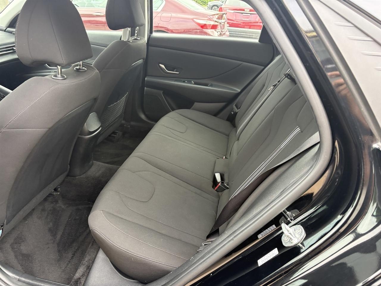 Hyundai Elantra SEL 2022