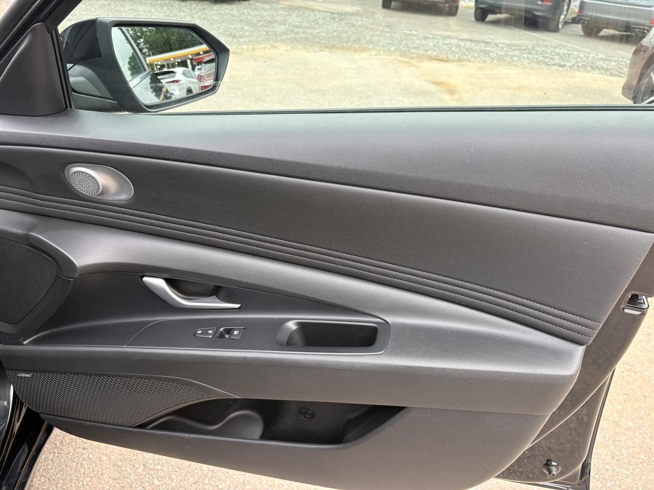 Hyundai Elantra SEL 2022