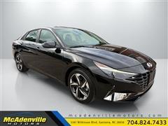 2022 Hyundai Elantra 