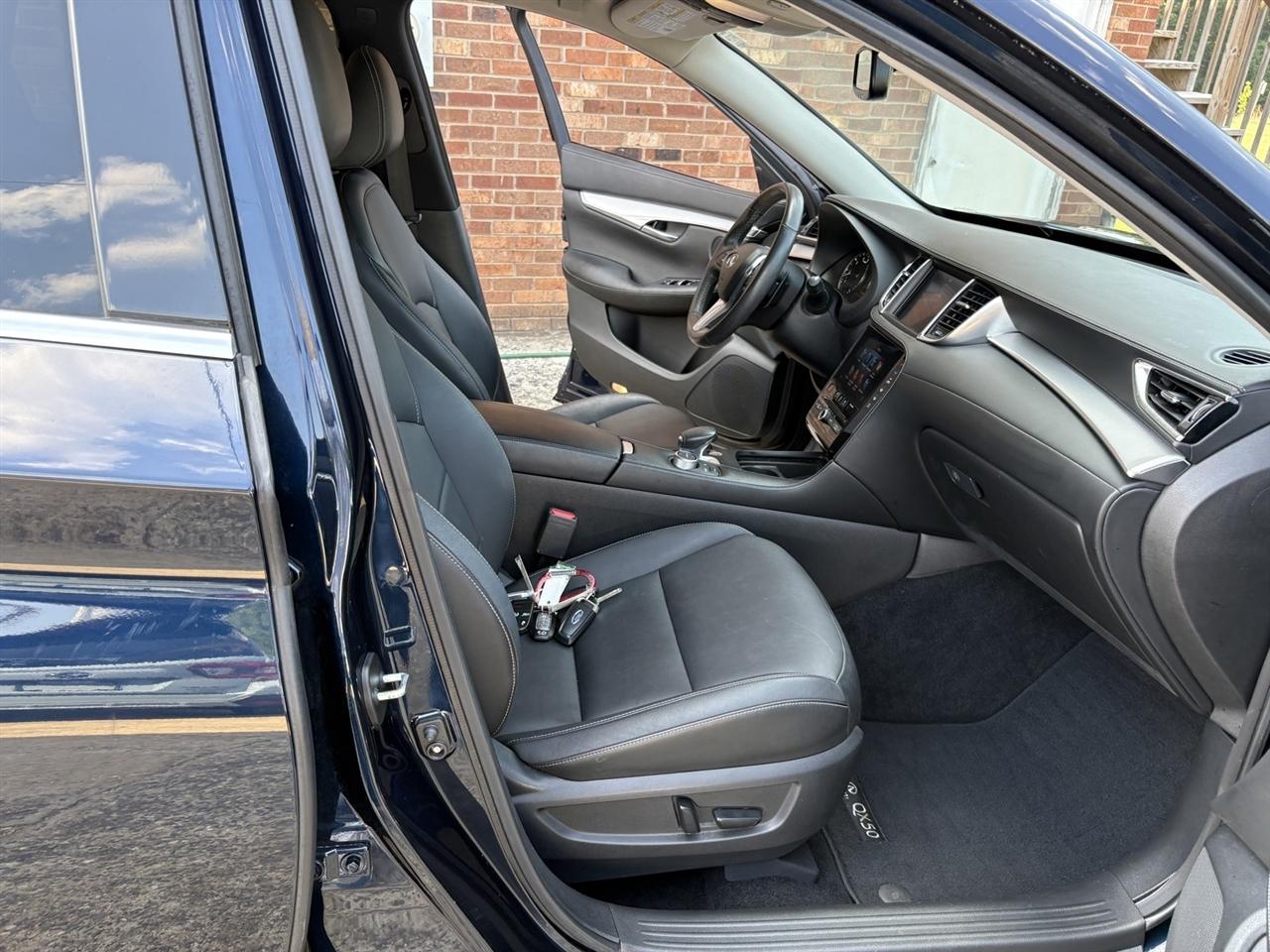 Infiniti QX50 PURE 2020