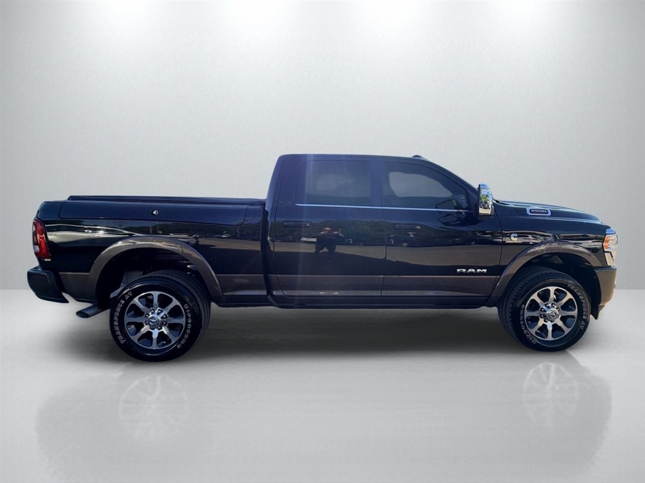 RAM 2500 Longhorn Crew Cab SWB 4WD 2024