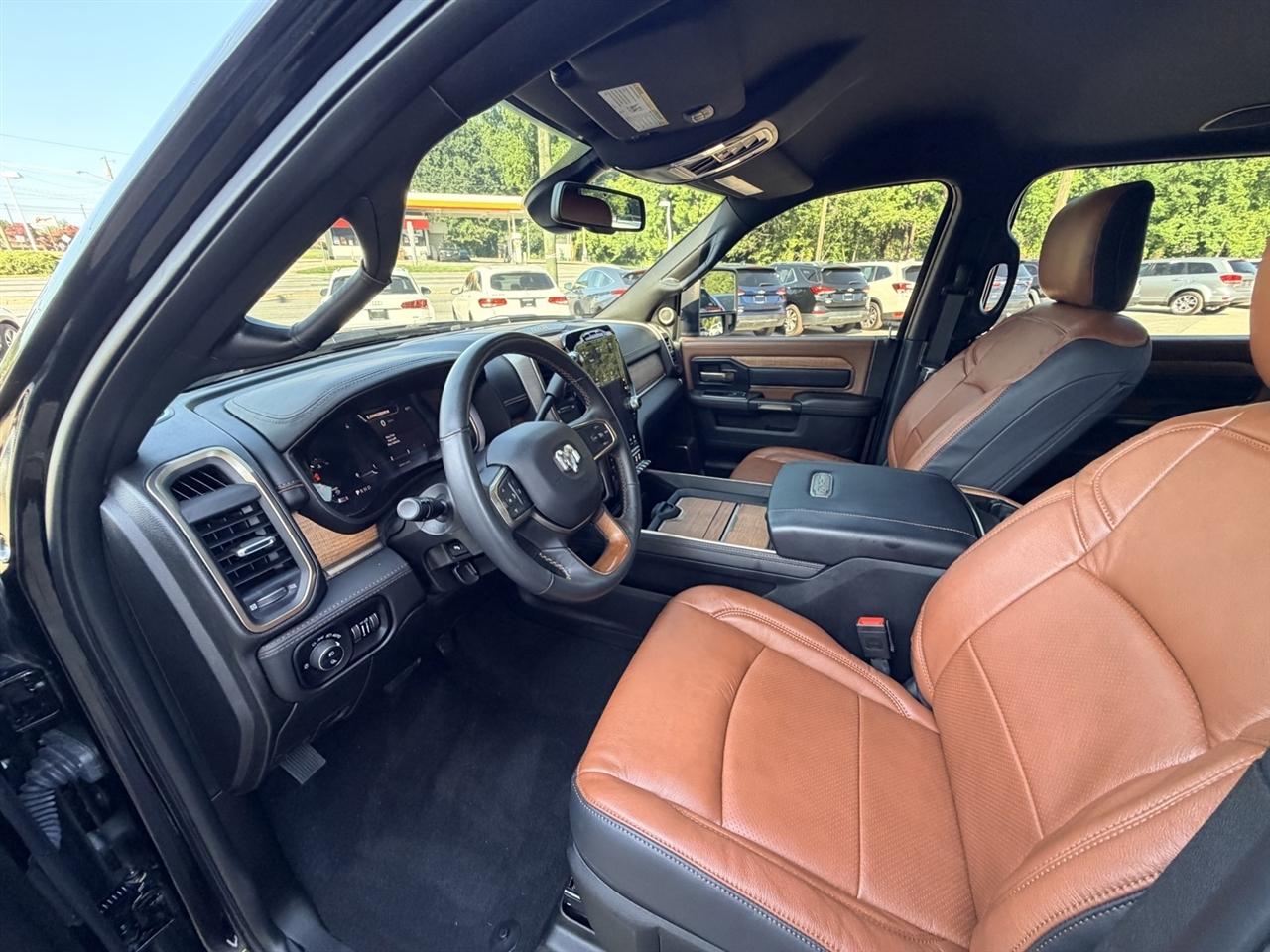 RAM 2500 Longhorn Crew Cab SWB 4WD 2024