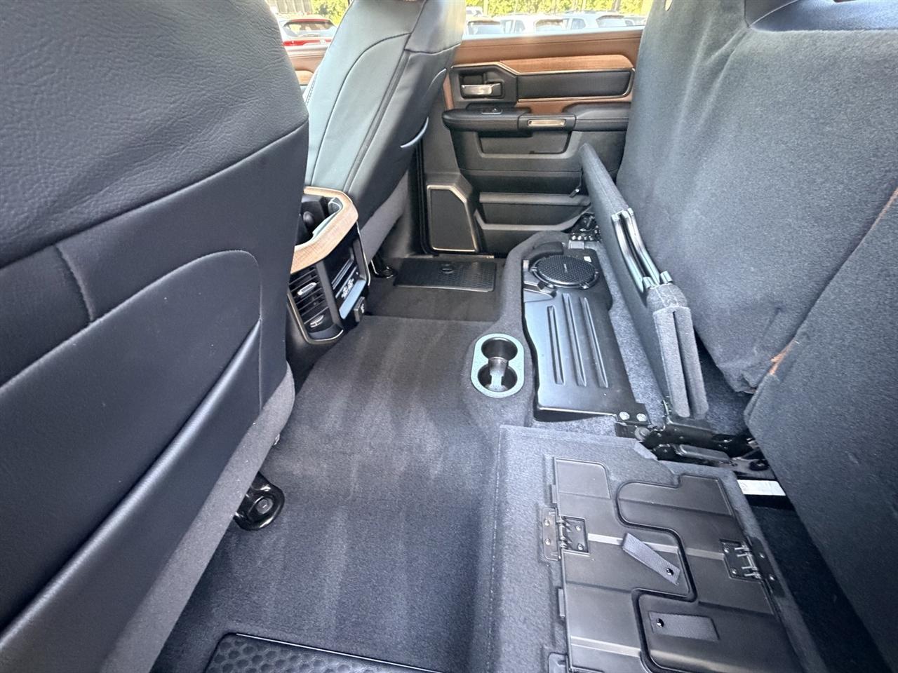 RAM 2500 Longhorn Crew Cab SWB 4WD 2024