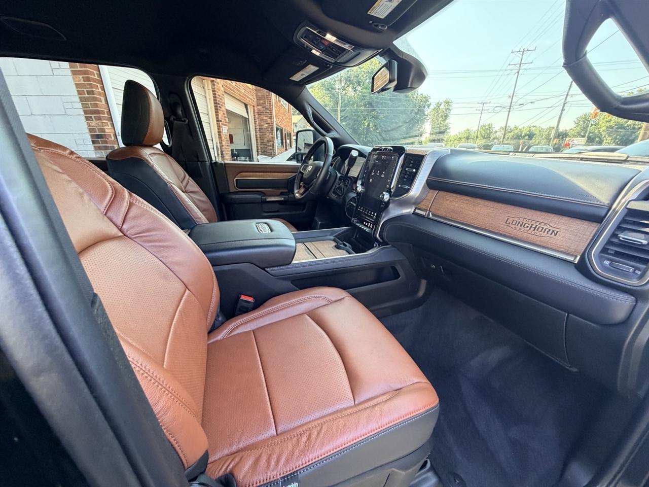 RAM 2500 Longhorn Crew Cab SWB 4WD 2024