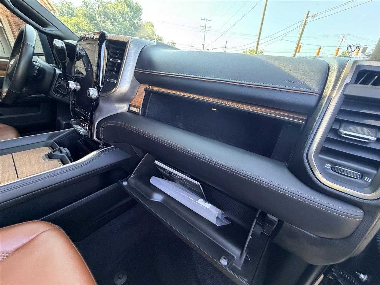 RAM 2500 Longhorn Crew Cab SWB 4WD 2024