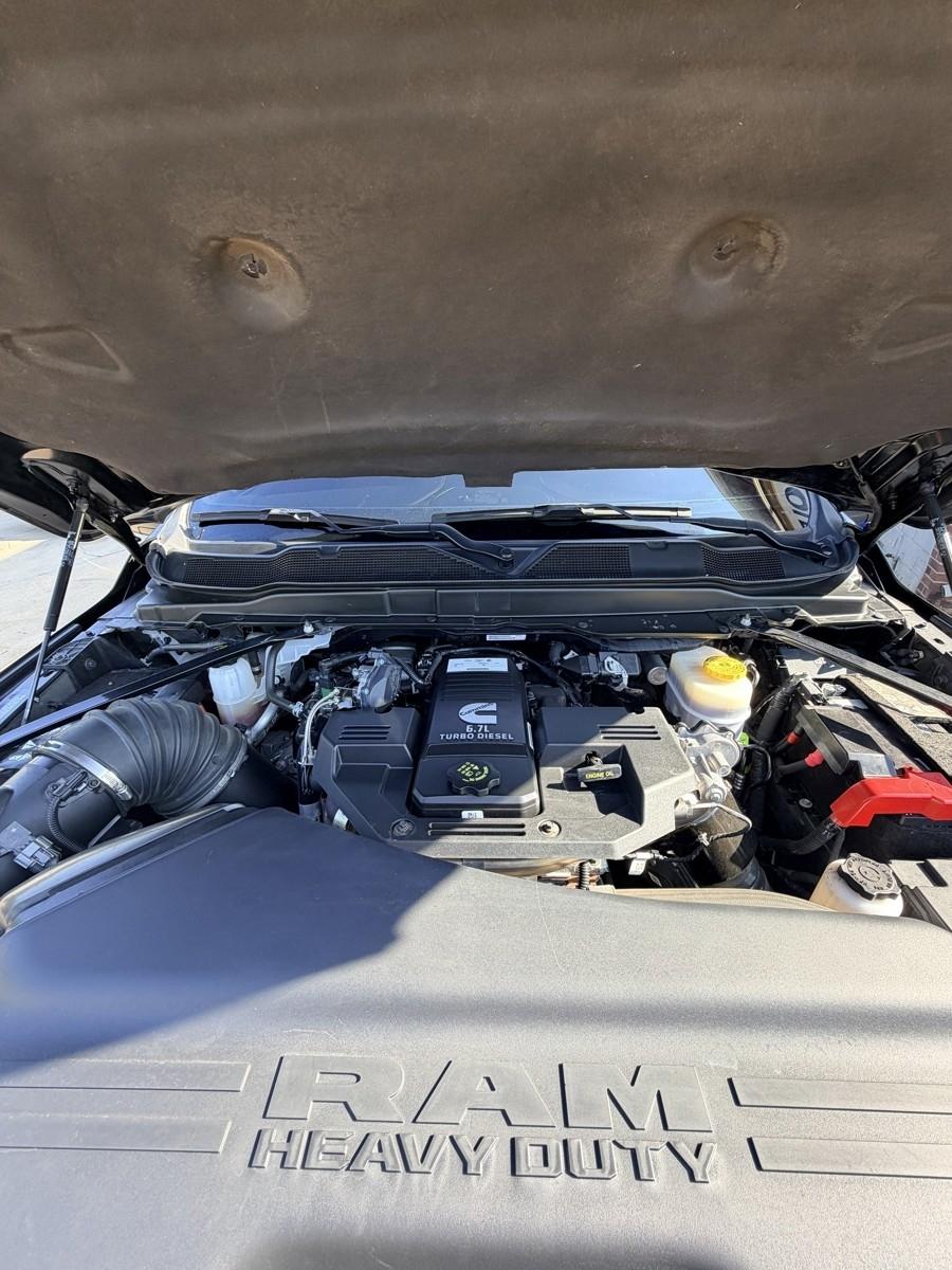 RAM 2500 Longhorn Crew Cab SWB 4WD 2024